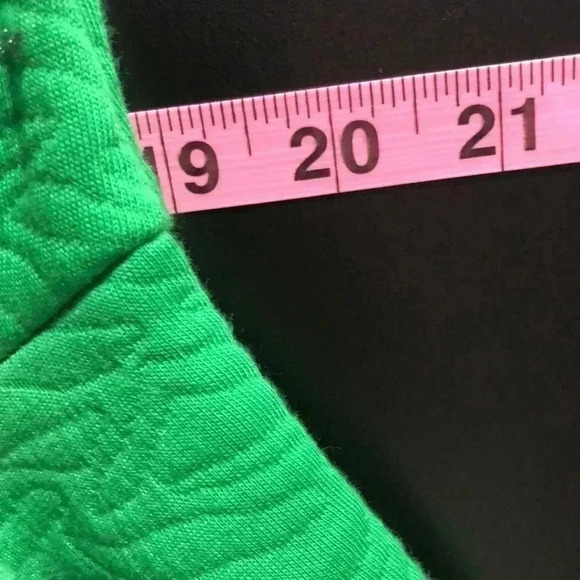 ISAAC MIZRAHI LIVE button down,front pockets, quilt like texture pattern jacket - Picture 11 of 12